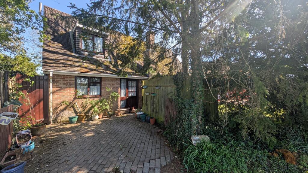 Main image of property: Fyfield Lane , Weyhill, Hampshire