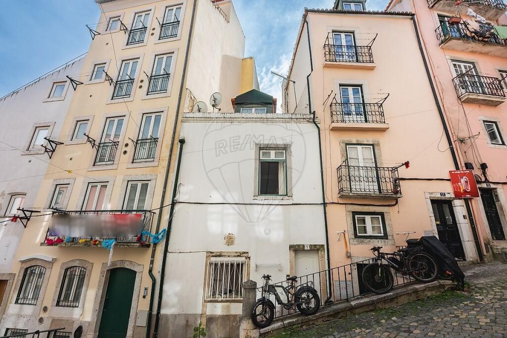 Main image of property: Lisbon, Lisbon