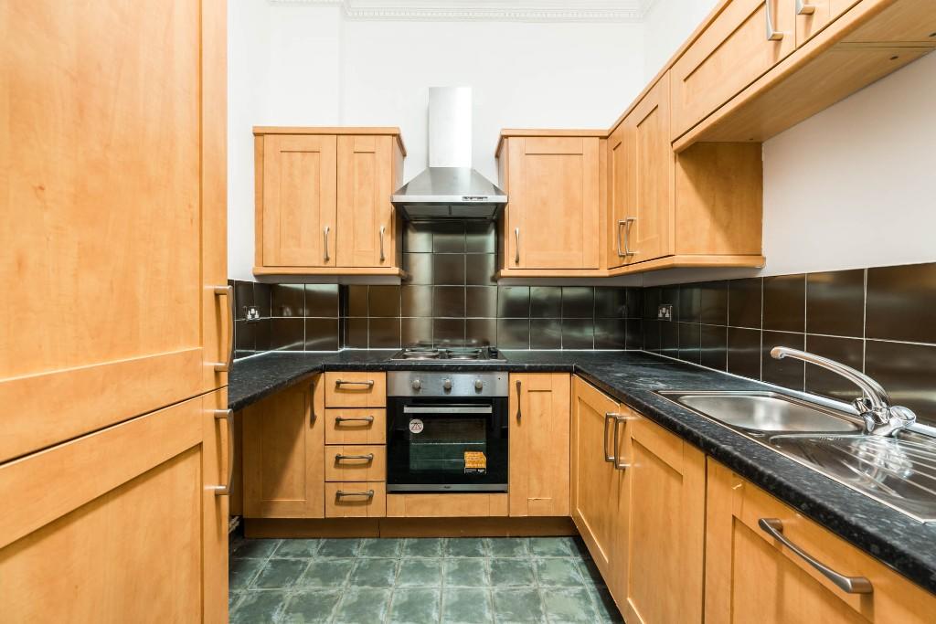 Apartment in London, Earl's Court - View 5