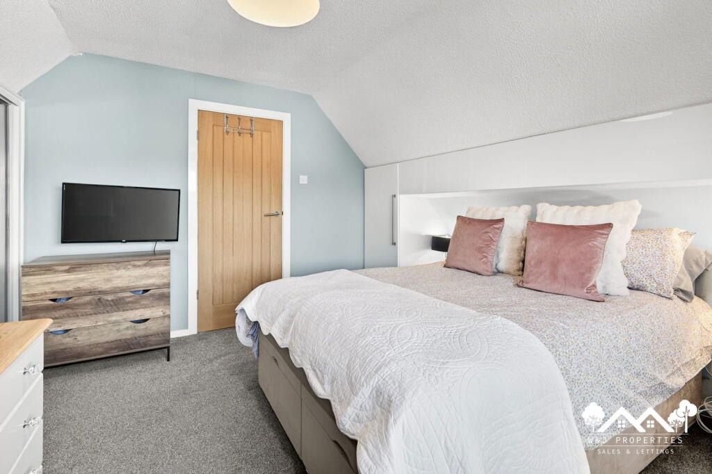 Additional image 25 of Earls Drive, Hoddlesden, Darwen, BB3