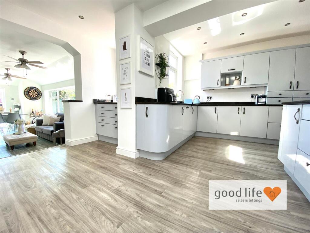 House in Sunderland - View 4