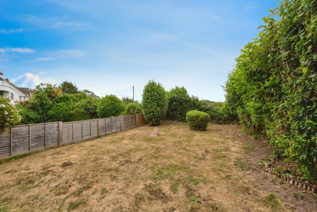 Crescent Road, Gosport, Hampshire, PO12 photo 4