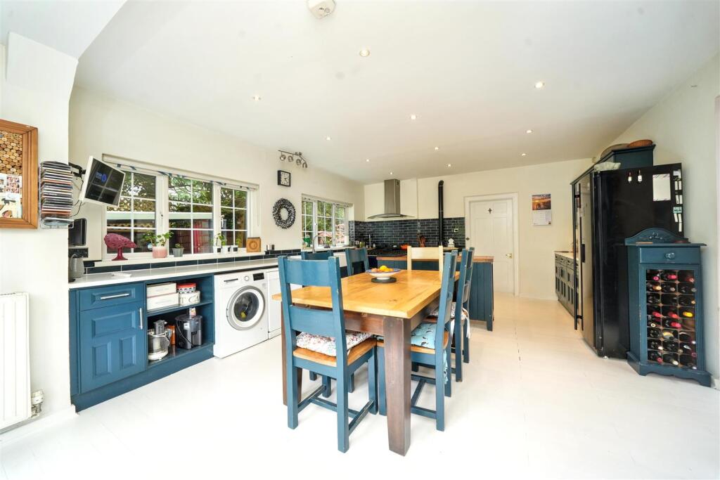 House in Wolverhampton, Tettenhall - More