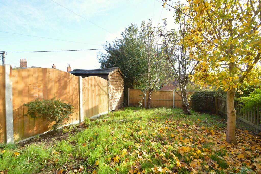 4, Hayhouse Road, Earls Colne, Essex photo 2