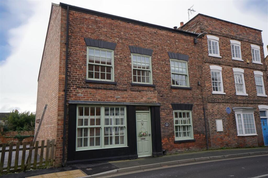 Main image of property: Bridgegate, Howden, Goole