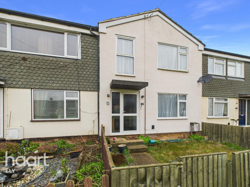 2-bed terraced on Mill Field, Sutton, £185,000