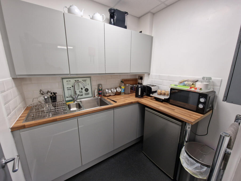 Additional image 27 of Leeds Road, Bradford, West Yorkshire, BD3