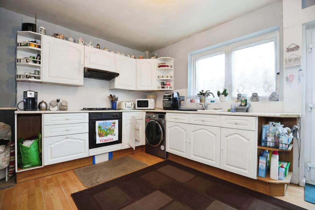 Main image of property: St. Margarets Road, Whitnash, Leamington Spa, CV31