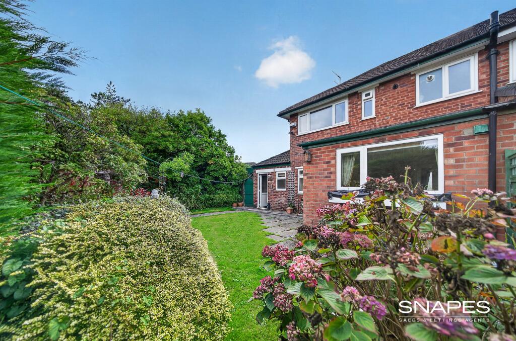 House in Stockport, Cheadle Hulme - View 5