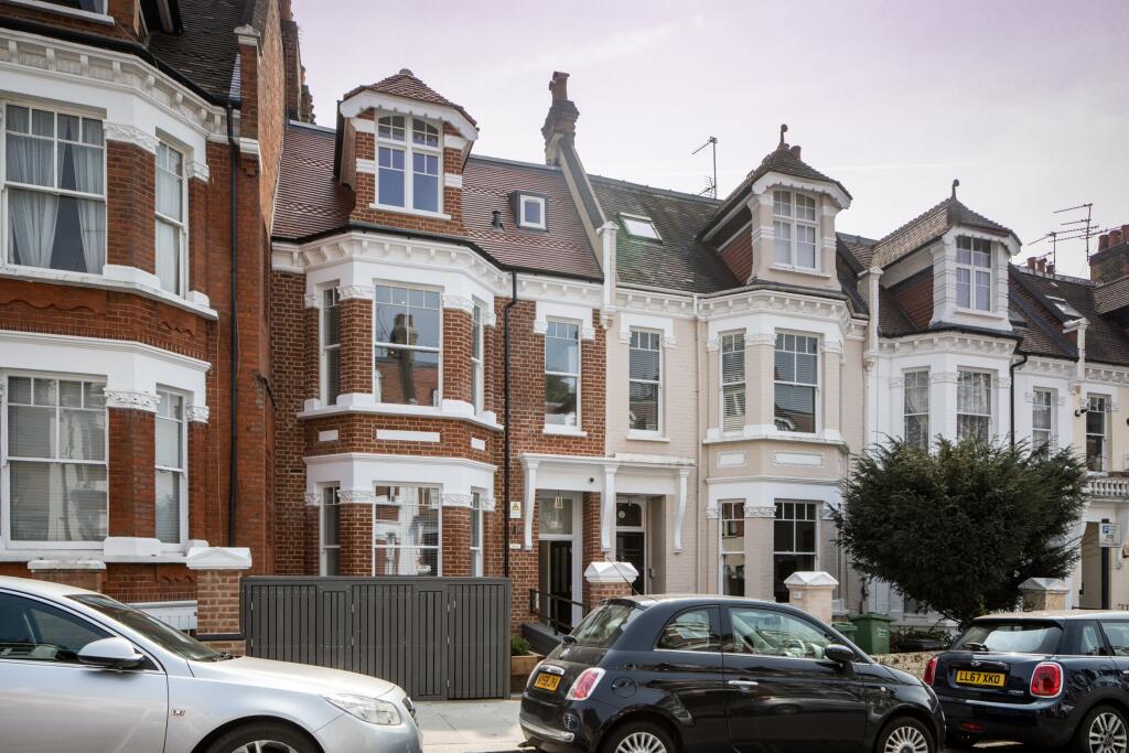 Property photo 8