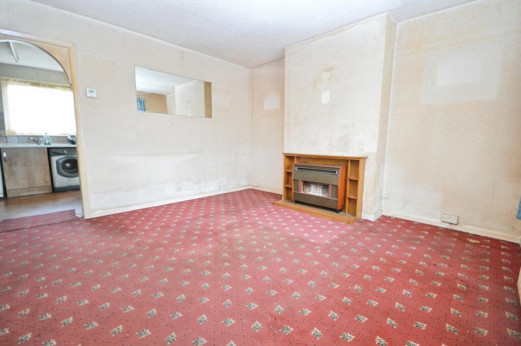 Springfield Road, Whitton, Twickenham, TW2 photo 2
