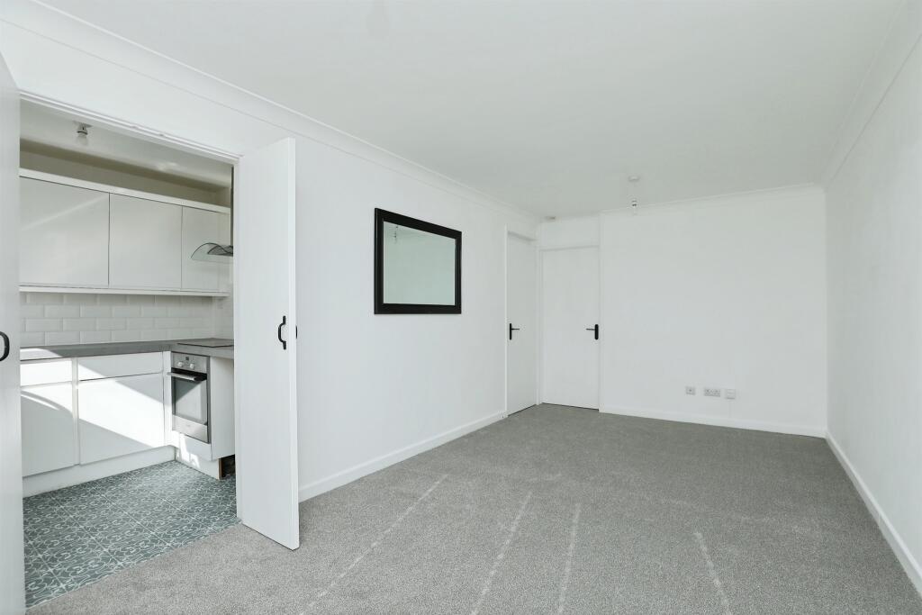 Main image of property: Park Lane, Norwich