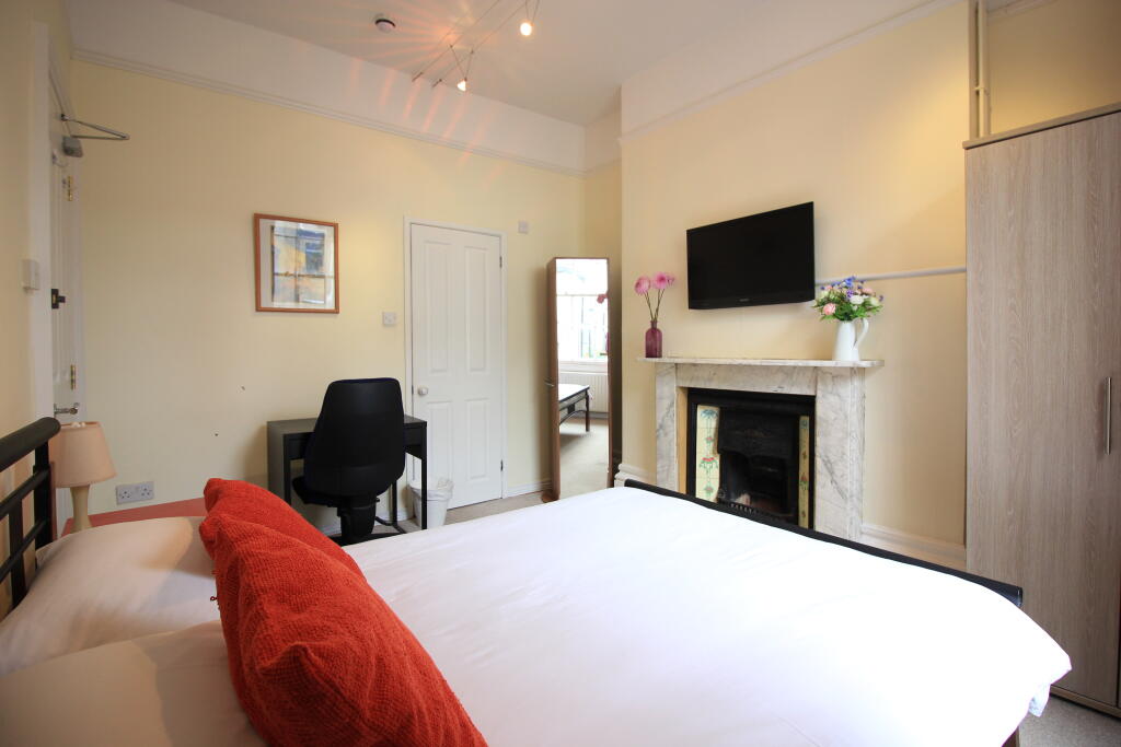 Main image of property: Waterloo Street, Hove, BN3 1AN