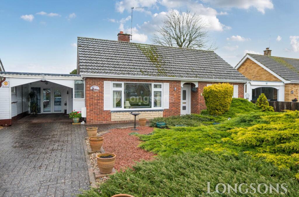 2-bed bungalow on Nelson Court, Watton, £260,000