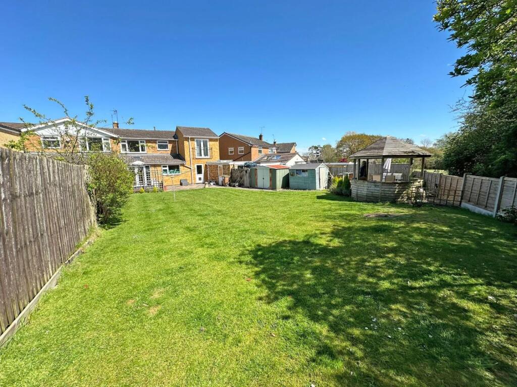 Brackendale Drive, Barby, Rugby - View 3