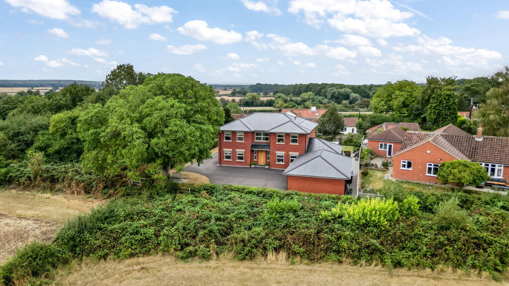 Main image of property: Main Street, Newark, NG23