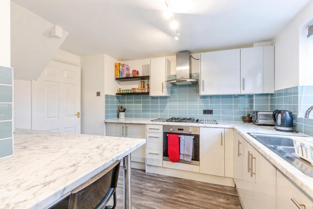 House in Kettering, Burton Latimer - View 4