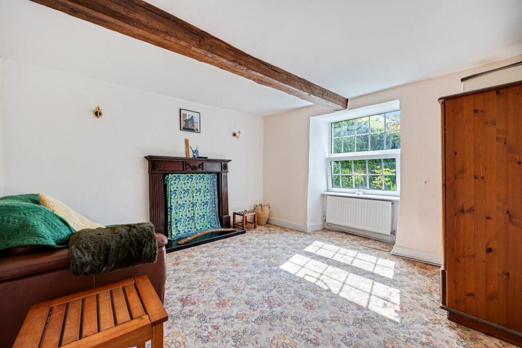 House in Lancaster - View 5