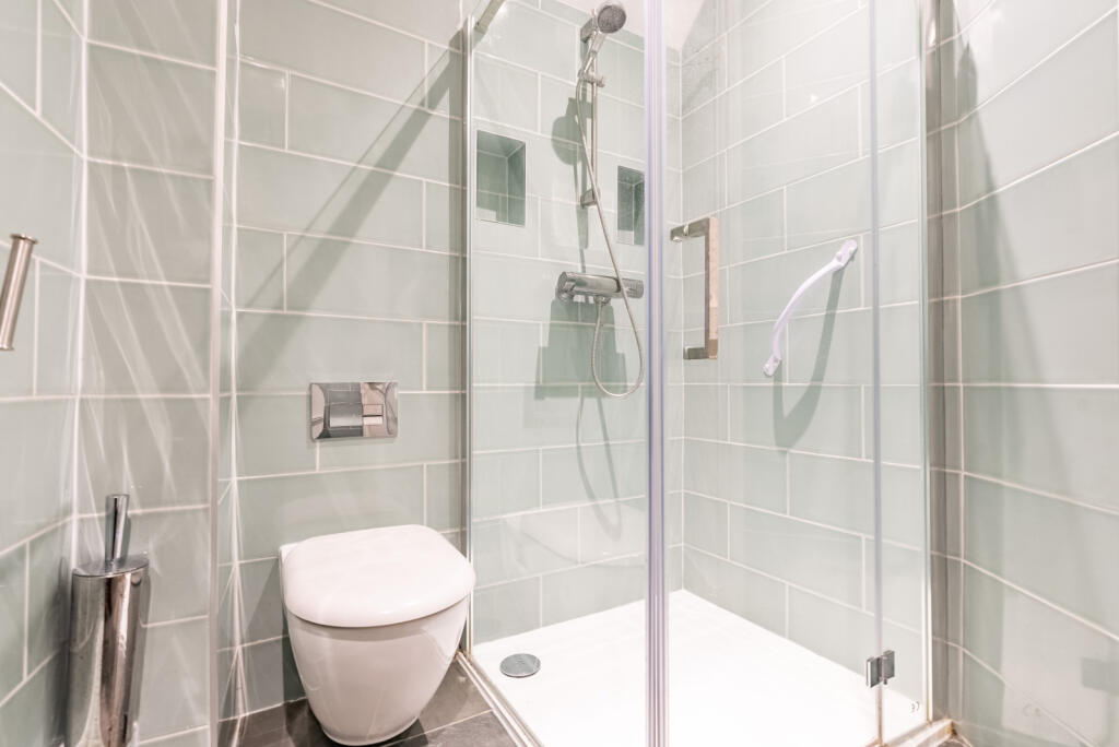 Additional image 12 of High Street, Wheathampstead, St. Albans, Hertfordshire, AL4