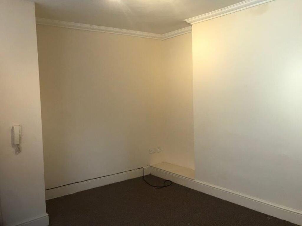 Apartment in Doncaster - More