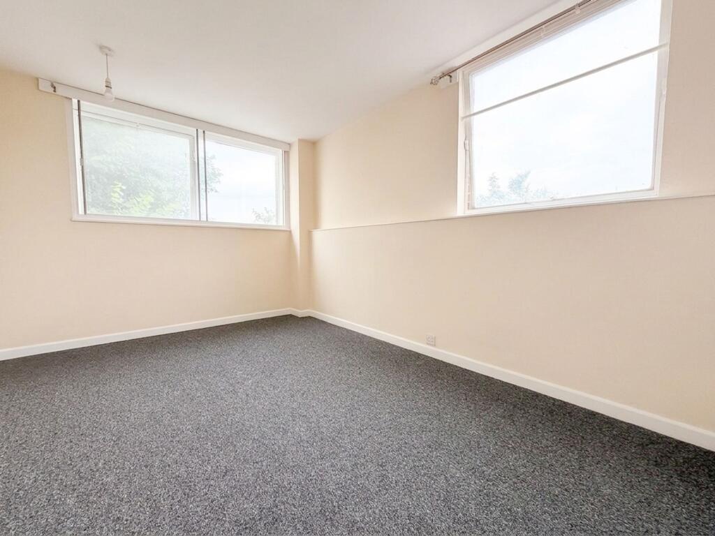 Apartment in Brighton - More