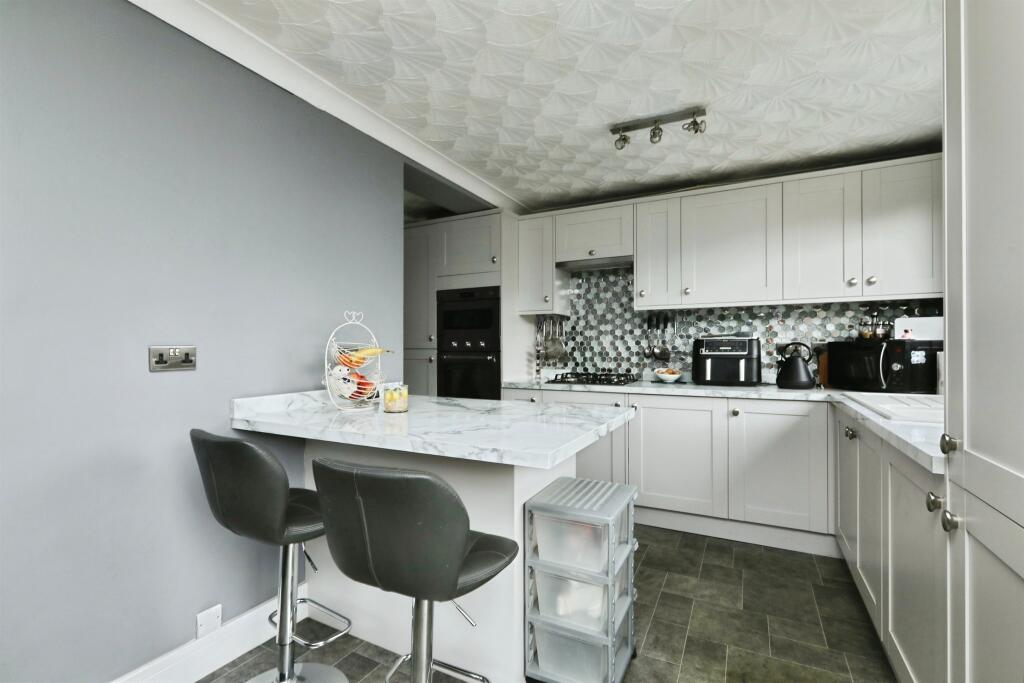 House in Sheffield - View 4