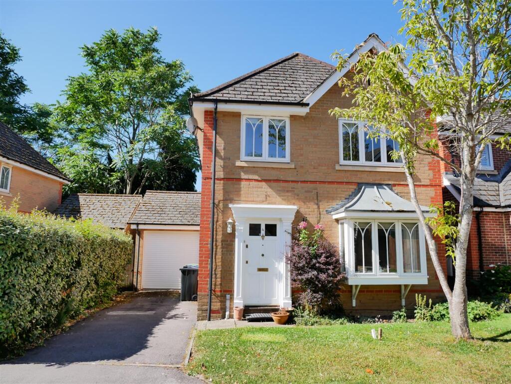 Main image of property: Ebor Gardens, Quemerford