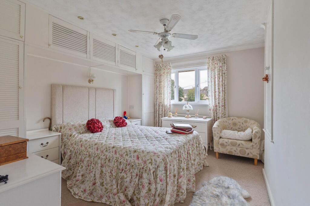 Playford Crescent, Newport, NP19 photo 4