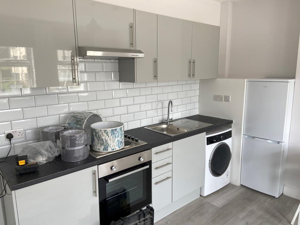 Main image of property: Hallswelle Parade, Finchley Road, Barnet, London