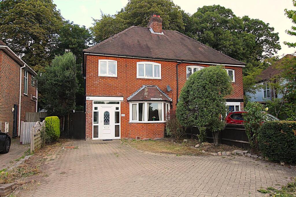 Main image of property: Bishopstoke Road, Bishopstoke, Eastleigh