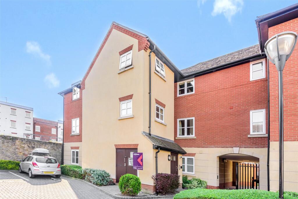 Main image of property: Regal Close, ABINGDON, Oxfordshire, OX14