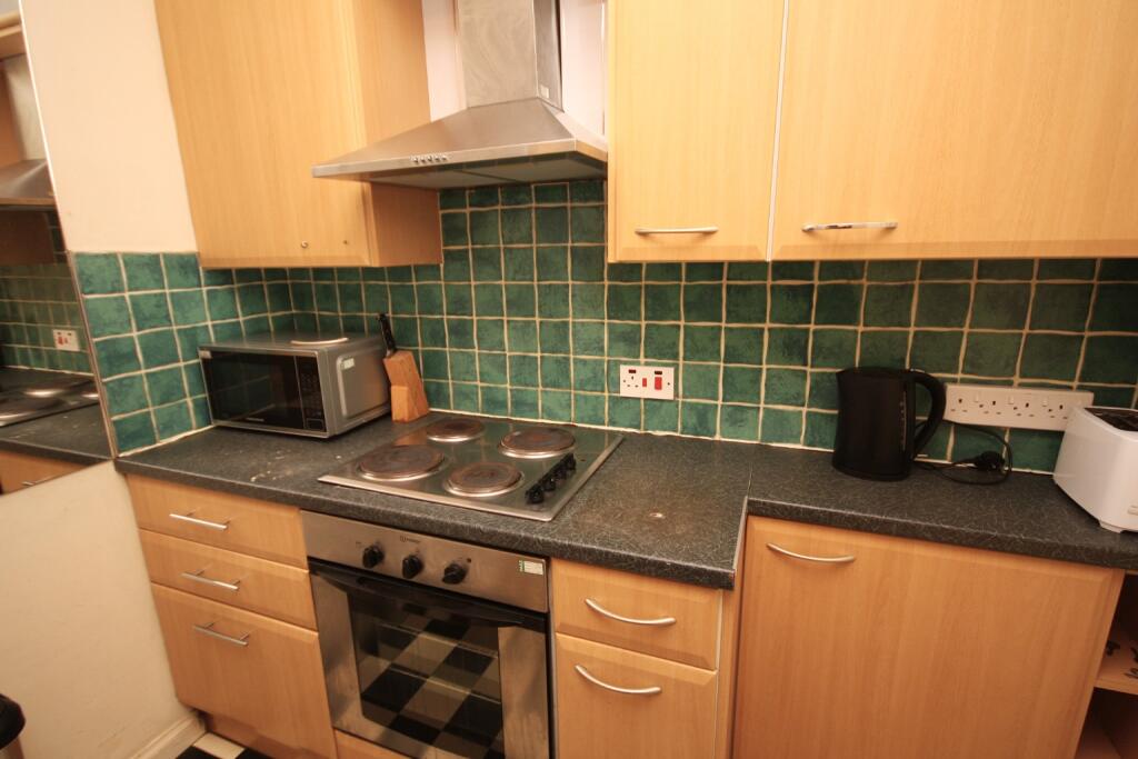 3 bedroom flat for rent