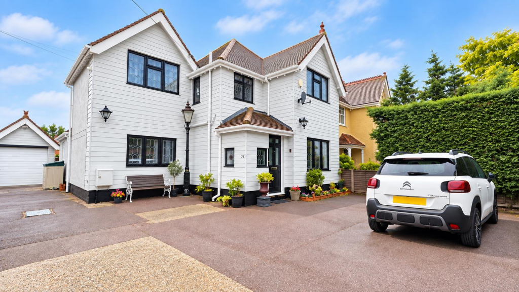 Main image of property: Frinton Road, Kirby Cross, Frinton-on-Sea