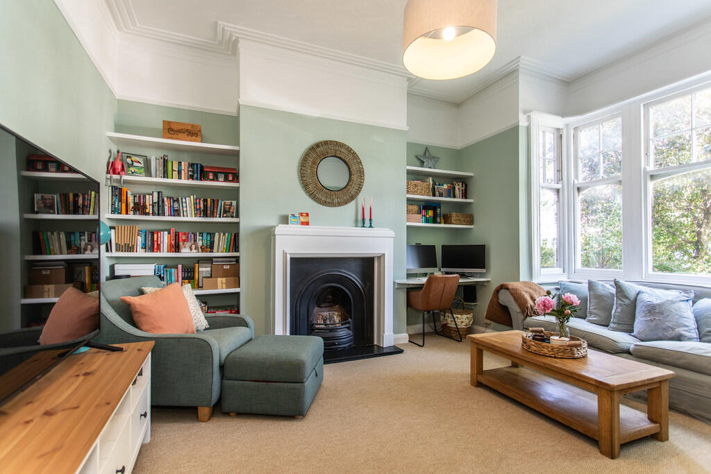 Apartment in Hove, Brighton and Hove - View 3