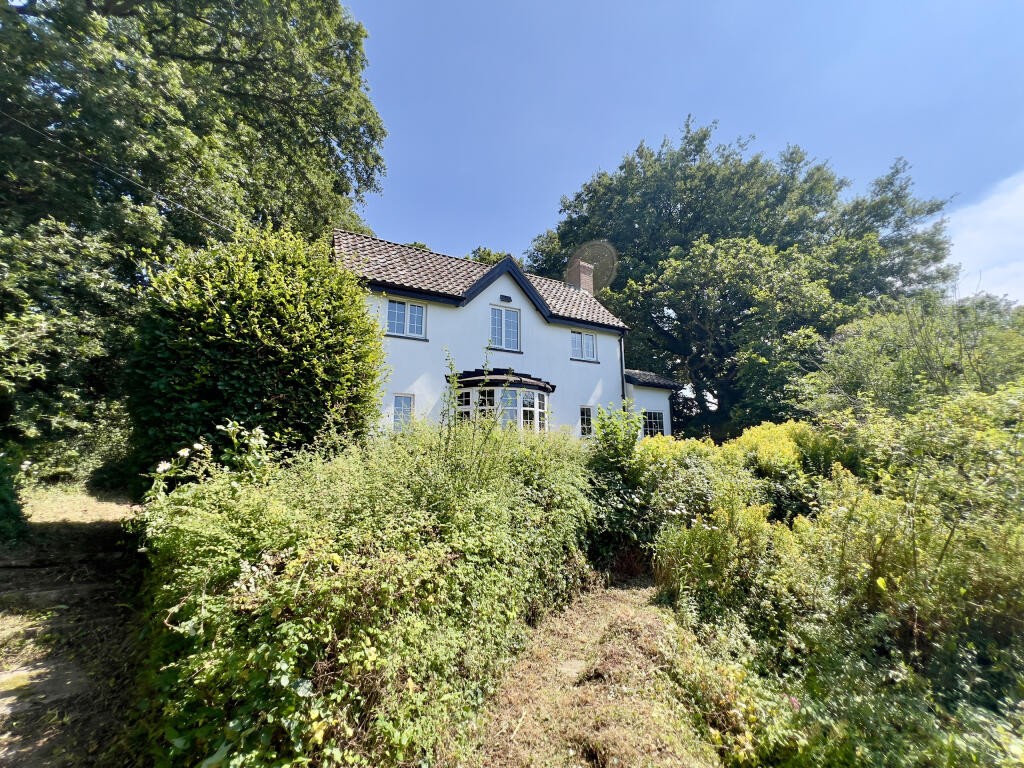 House in Taunton - View 5