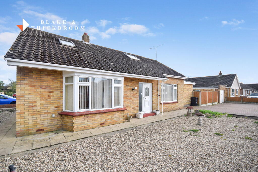 Main image of property: Peartree Way,Little Clacton,Clacton-on-sea,CO16 9PL