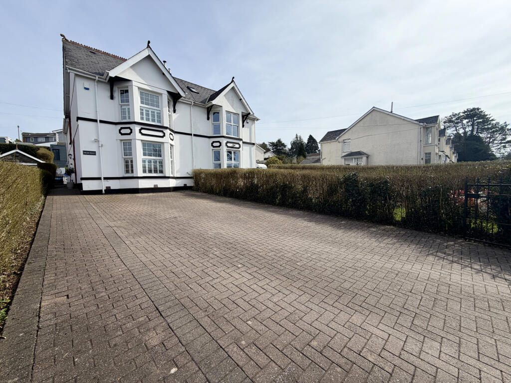 3-bed semi-detached on Highcroft, Queens Road, Twynyrodyn, Merthyr Tydfil, CF47 0HE, £399,995