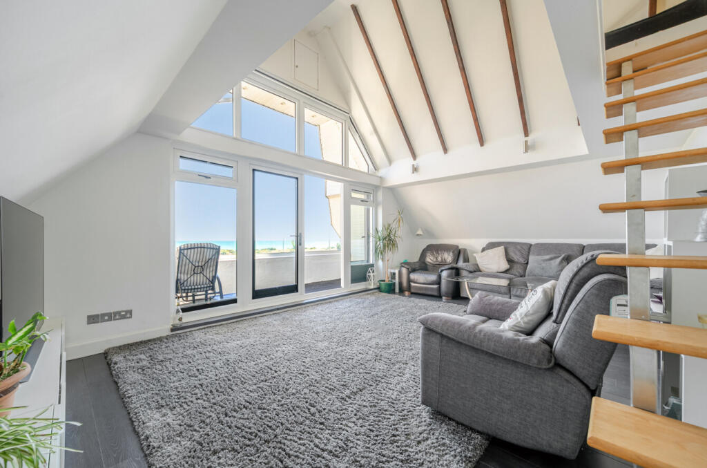 Eirene Avenue, Goring-by-Sea, Worthing, West Sussex, BN12 - View 5