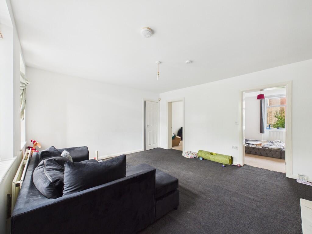 Apartment in Newcastle upon Tyne, East Bedlington - View 3