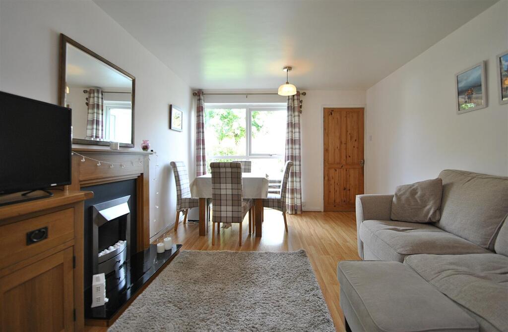 Apartment in Birmingham, Druids Heath - View 5