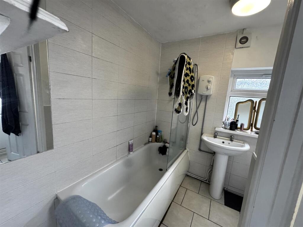 House in Cardiff - More