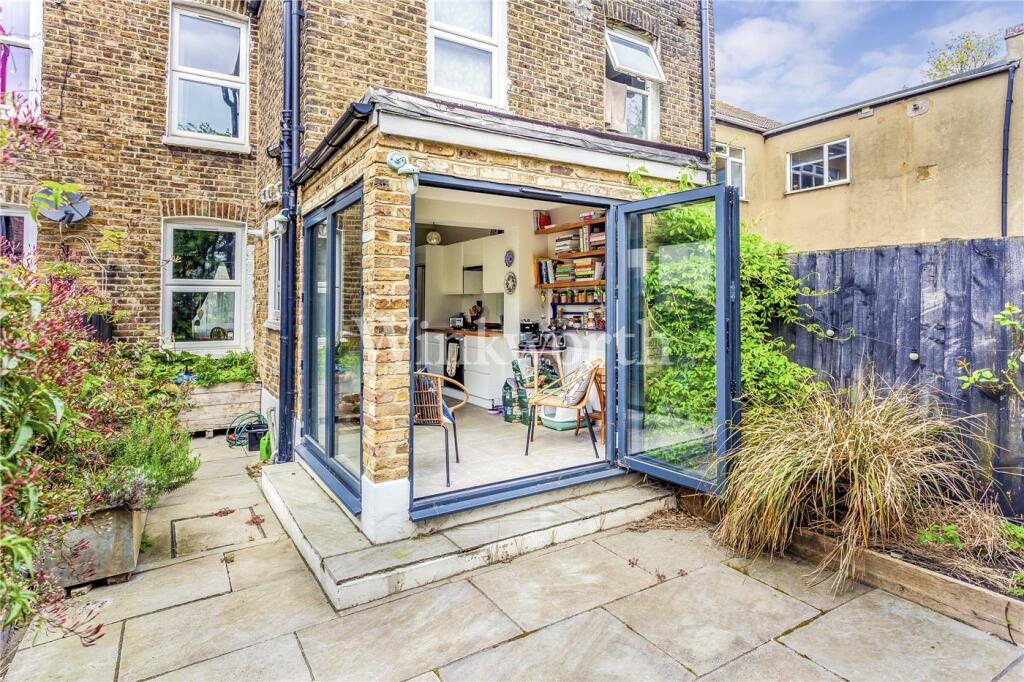 Property photo 8
