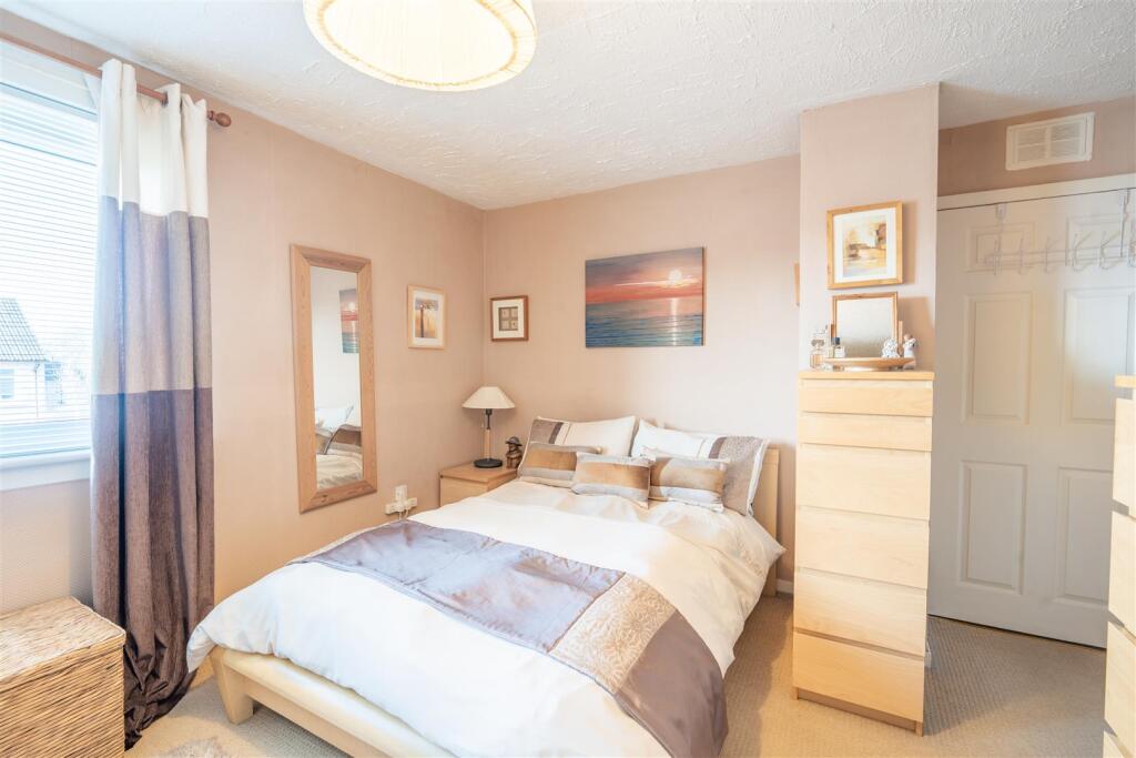 North Dryburgh Road, Wishaw - More
