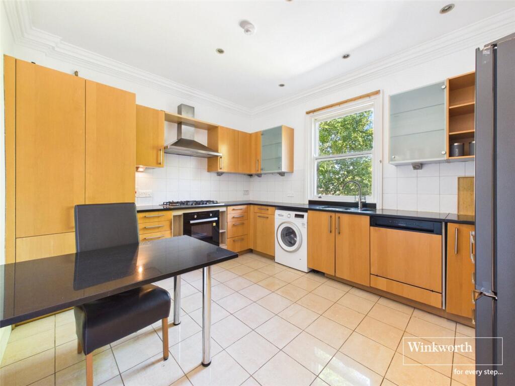 Apartment in London - View 3