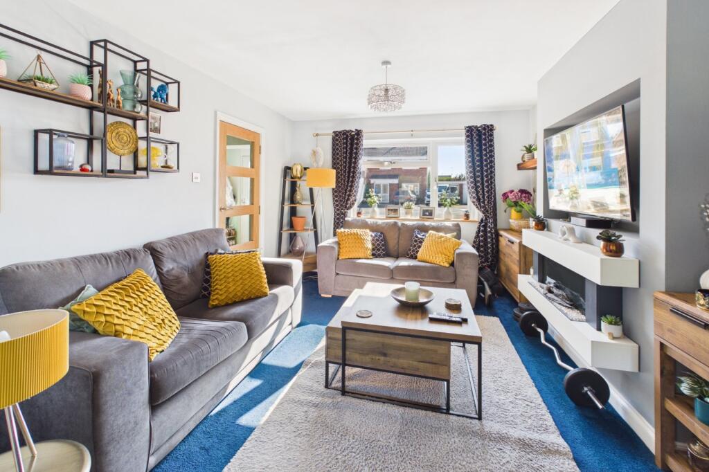 House in Clevedon, East Clevedon - More