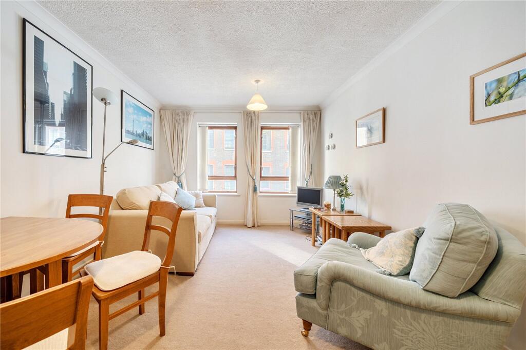 Apartment in London - More