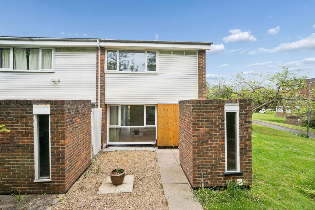 Main image of property: Hawkesworth Close, Northwood, HA6 2FT