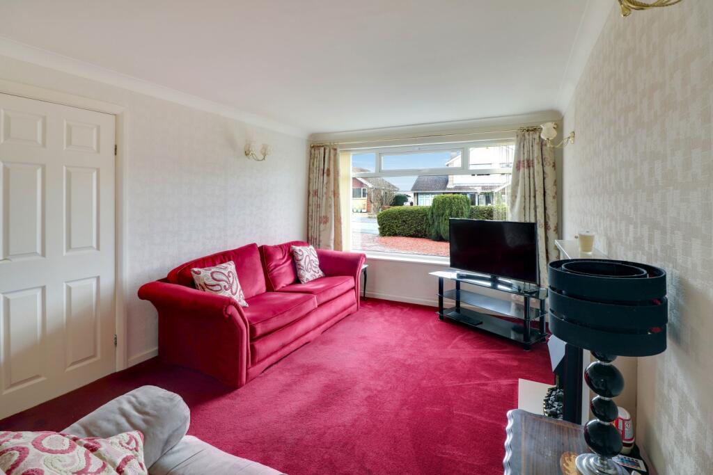 Elmet Drive, Barwick in Elmet, Leeds photo 4