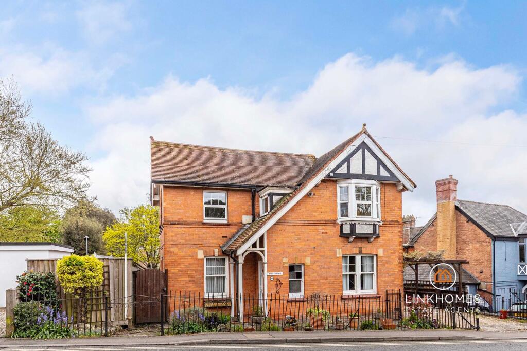 Main image of property: Station Road, Parkstone, Poole, BH14