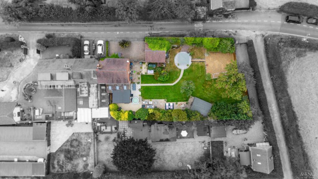 4 Wiggins Hill Cottage, Sutton Coldfield, B76 photo 4